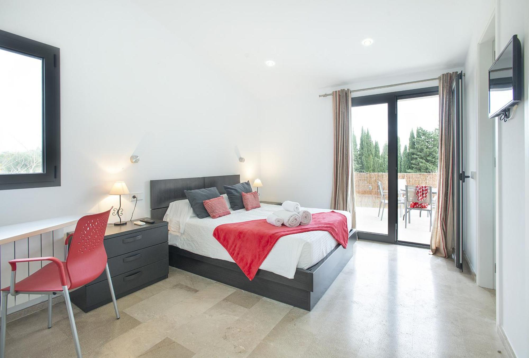 Villa Owl Tereu - Luxury Retreat With Mountain Views Pollença