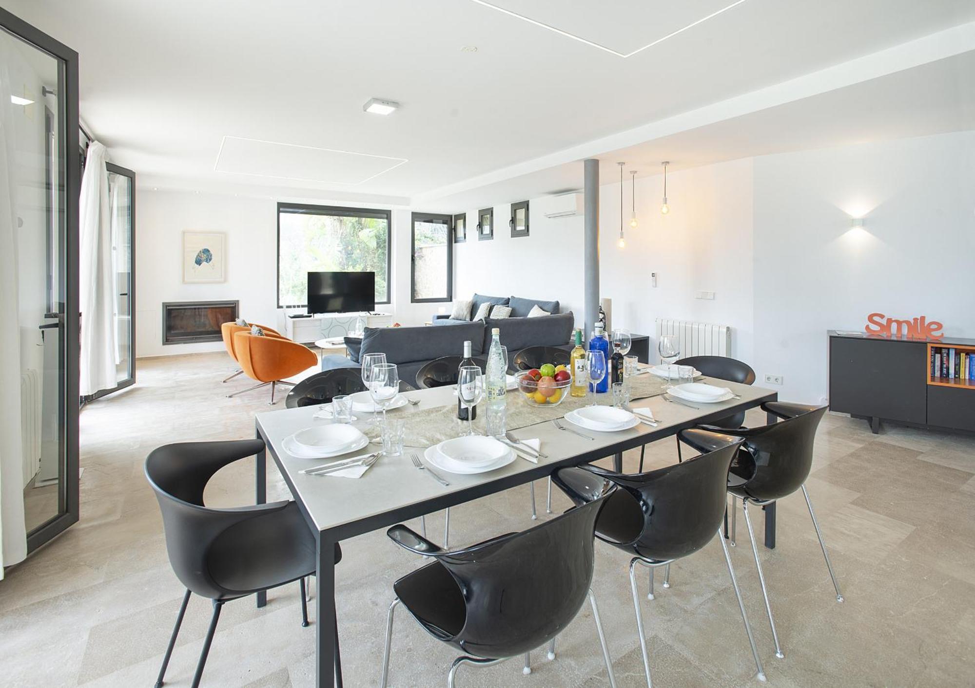 Villa Owl Tereu - Luxury Retreat With Mountain Views Pollença