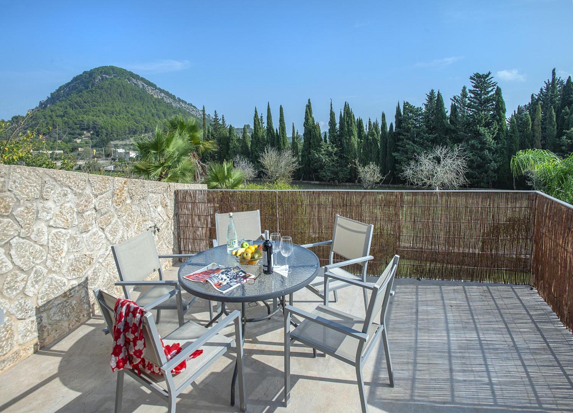 Villa Owl Tereu - Luxury Retreat With Mountain Views